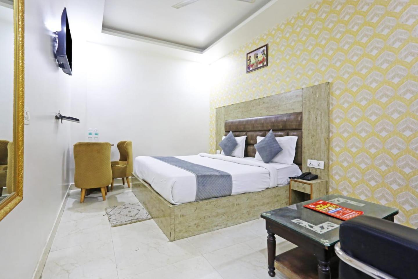 Hotel Broadway Near Delhi Airport Neu-Delhi Exterior foto