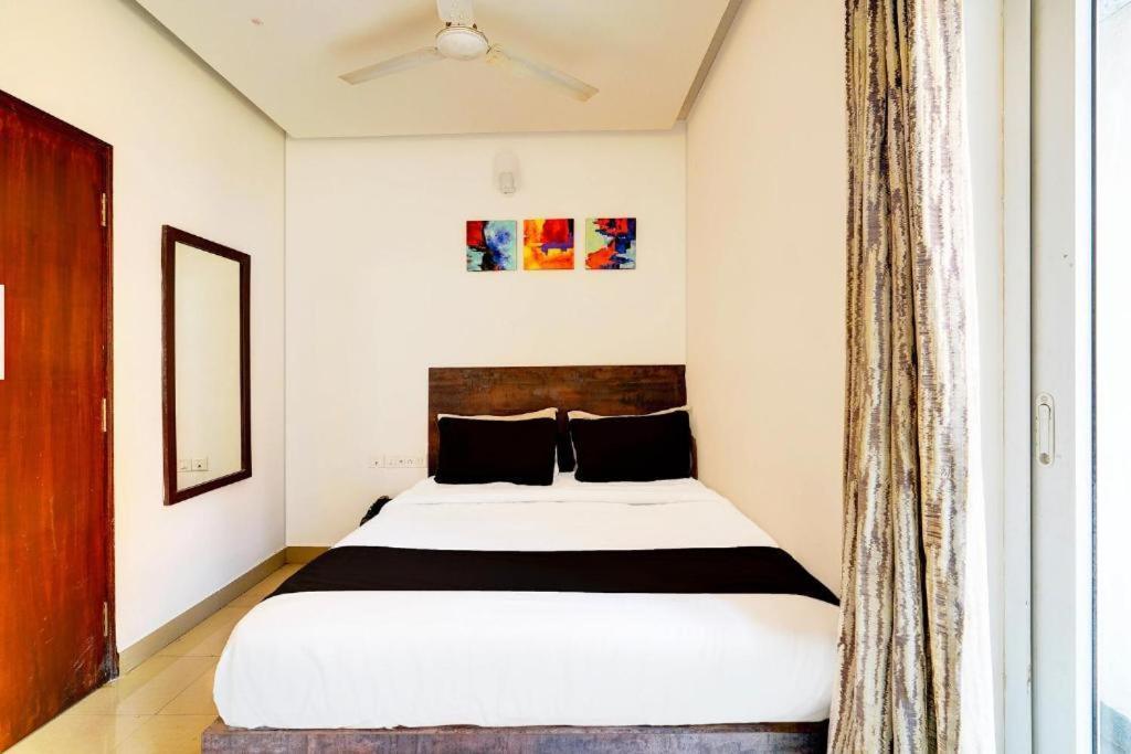 Hotel Broadway Near Delhi Airport Neu-Delhi Exterior foto